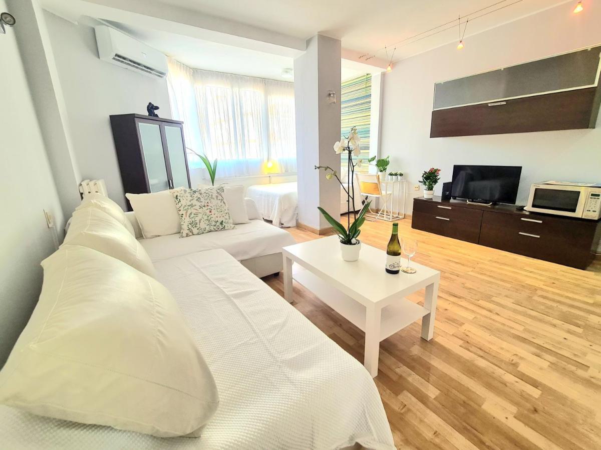 Aa Guest - El Mono De Torre Del Mar Eco Apartment Kültér fotó