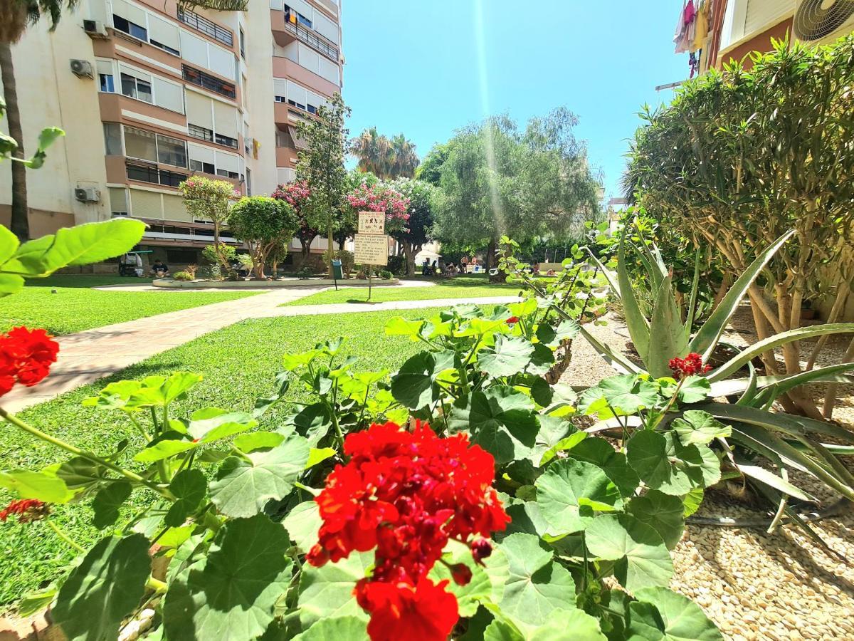 Aa Guest - El Mono De Torre Del Mar Eco Apartment Kültér fotó